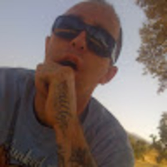 Meet your Posher, Jeffrey - Picture 1 of 1